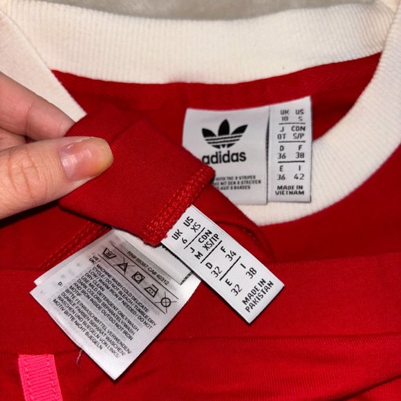 Adidas long sleeve shirt and matching legging set. - Picture 3 of 4